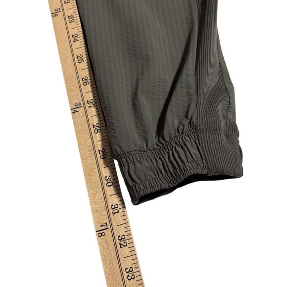 Athleta Textured Brooklyn Joggers Womens Size 6 Tall 6T Olive Green Athleisure - Picture 13 of 13